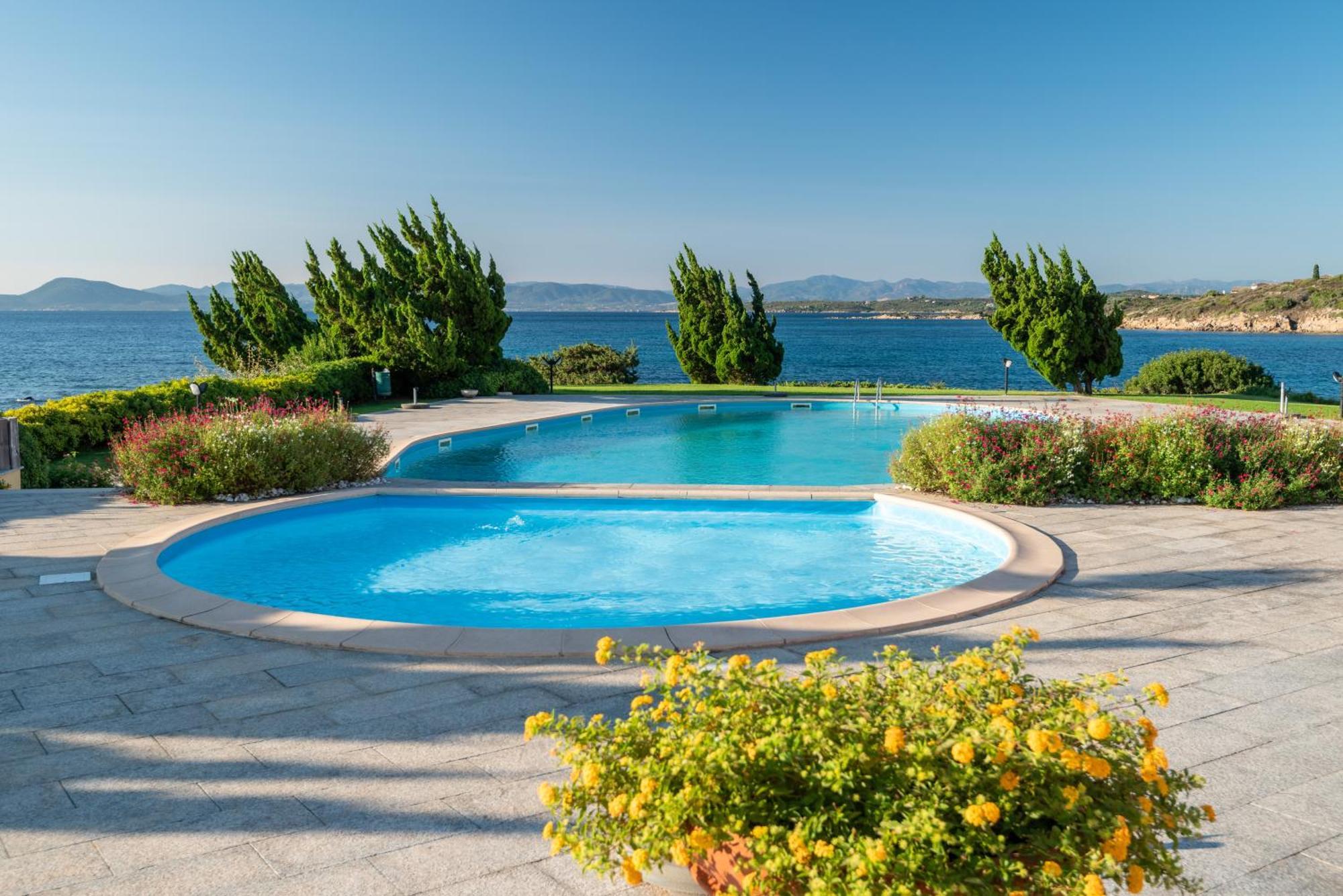 S'Abba Seafront Apartments - Your House In Sardinia Golfo Aranci Exterior foto