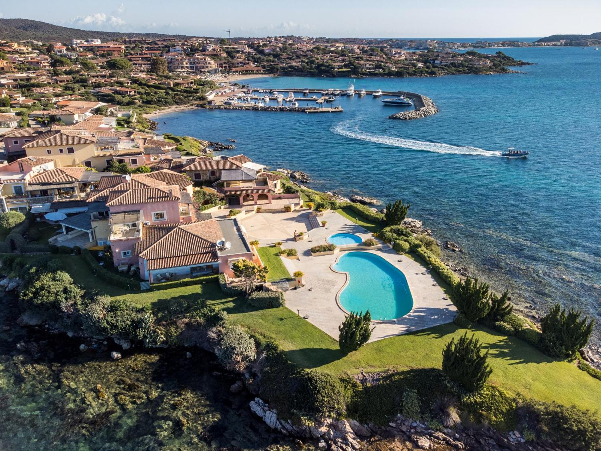 S'Abba Seafront Apartments - Your House In Sardinia Golfo Aranci Exterior foto