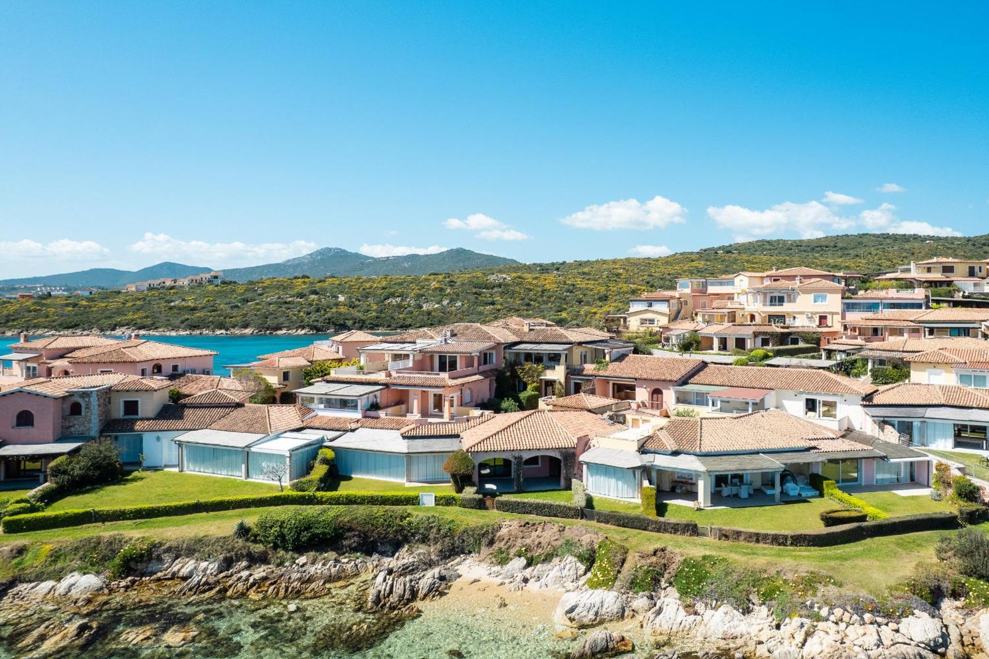 S'Abba Seafront Apartments - Your House In Sardinia Golfo Aranci Exterior foto